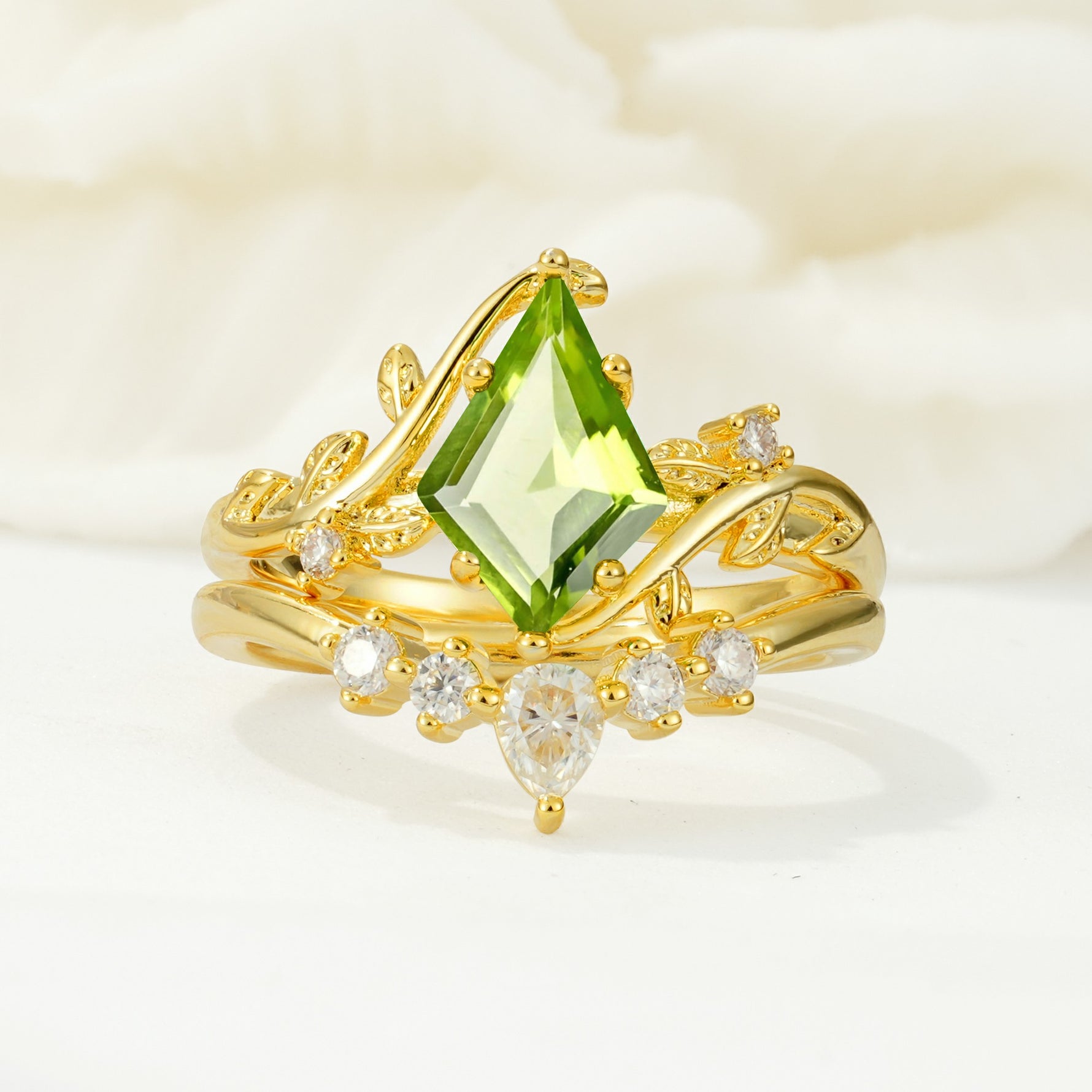 SR17116 Peridot Ring - Additional view