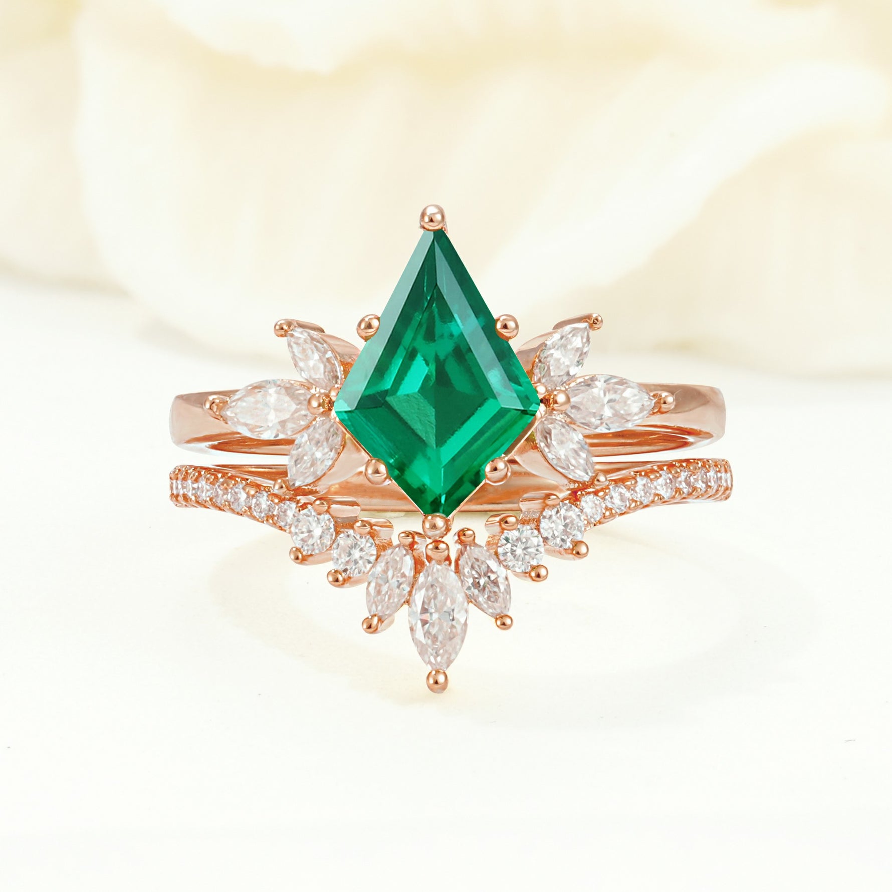 SR17117 Emerald Ring - Additional view