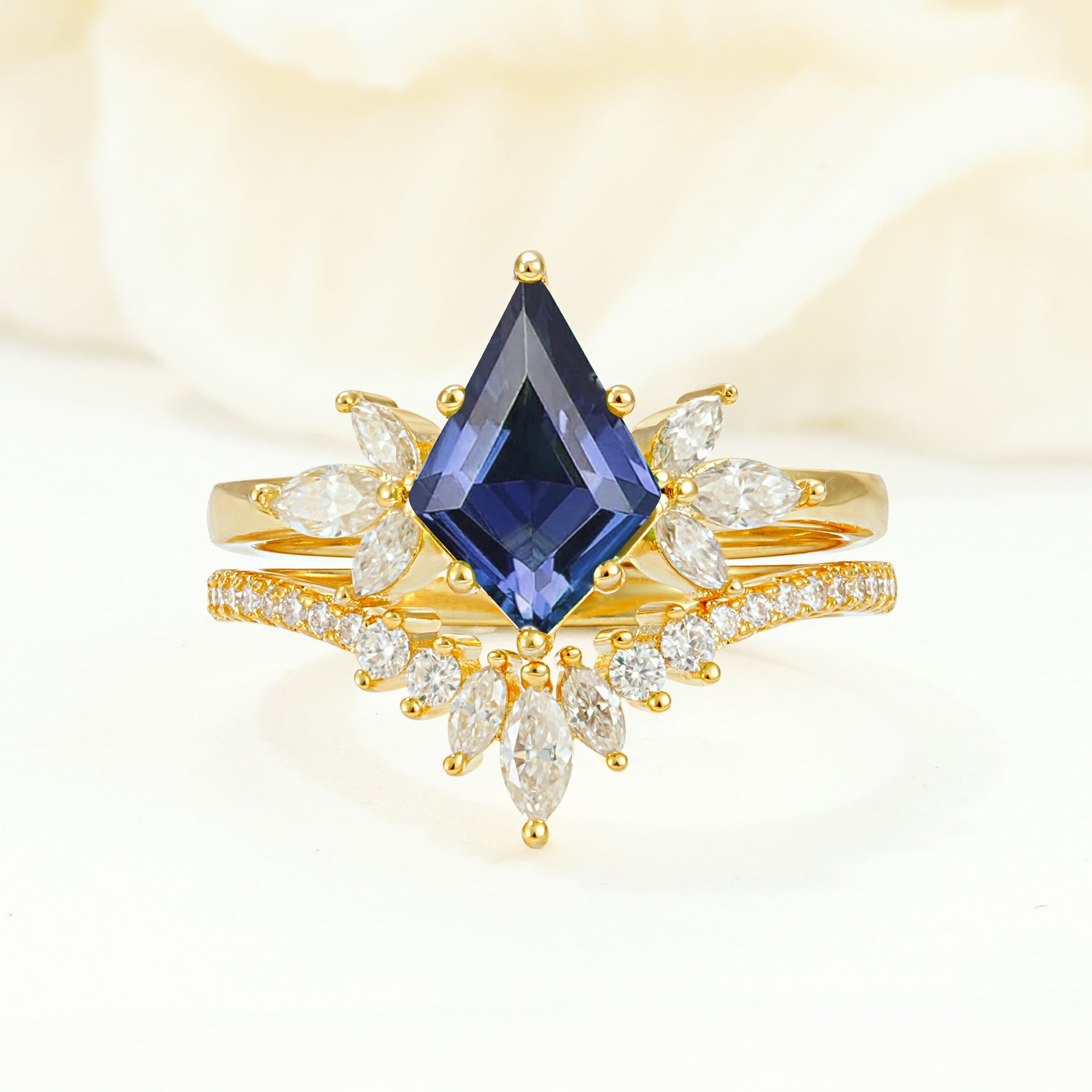 SR17117 Tanzanite Ring - Yellow-Gold