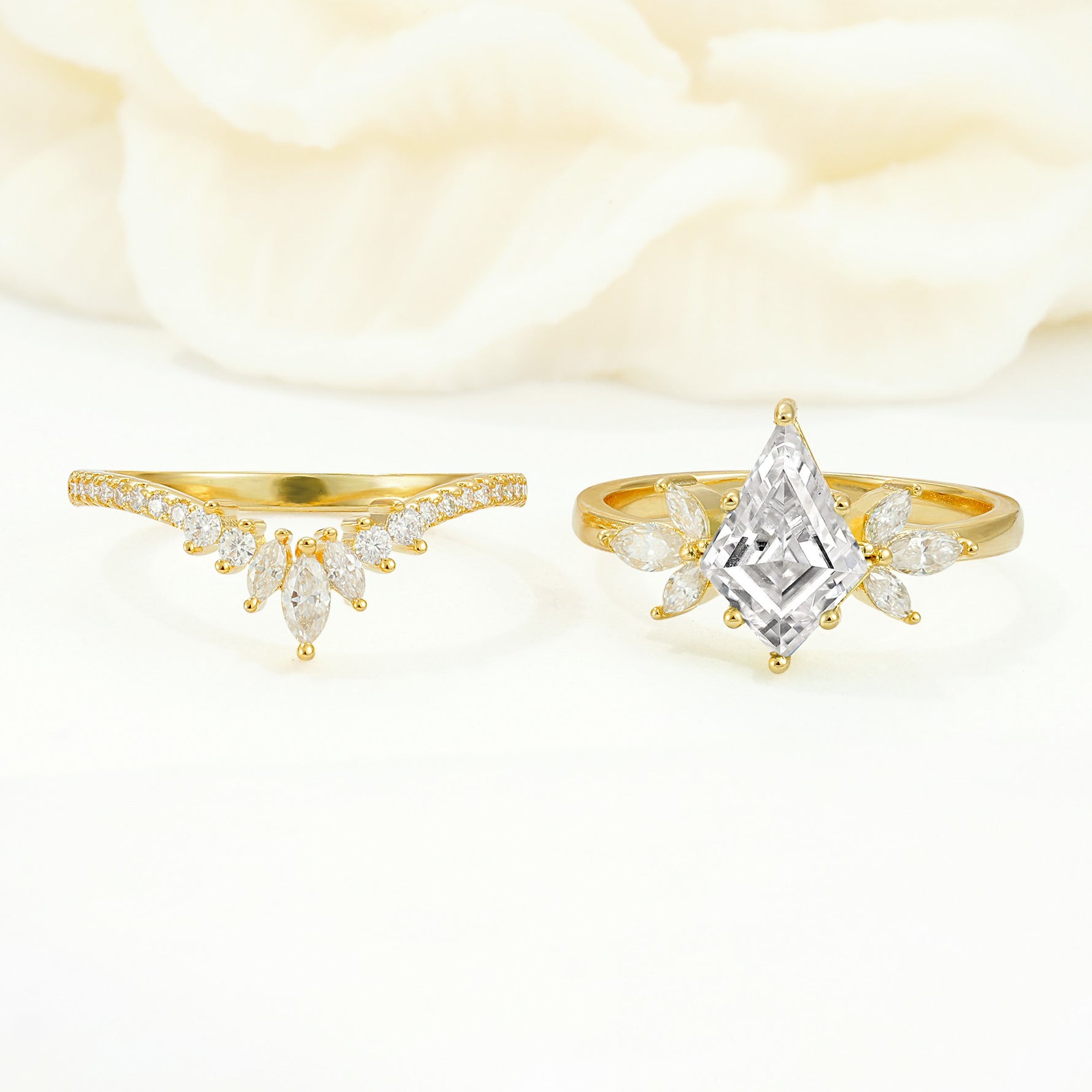 SR17117 Lab Diamond Ring - White-Gold