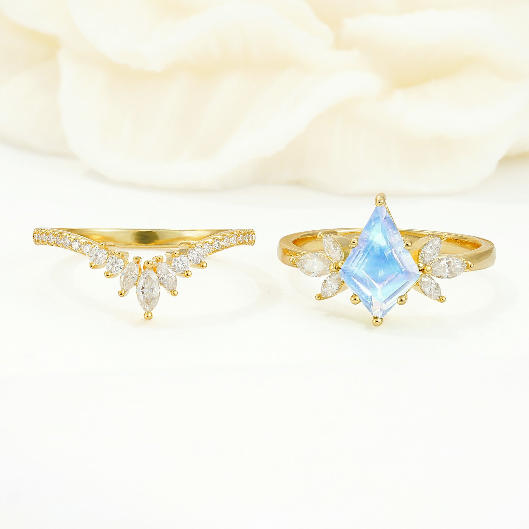 SR17117 Moonstone Ring - Additional view
