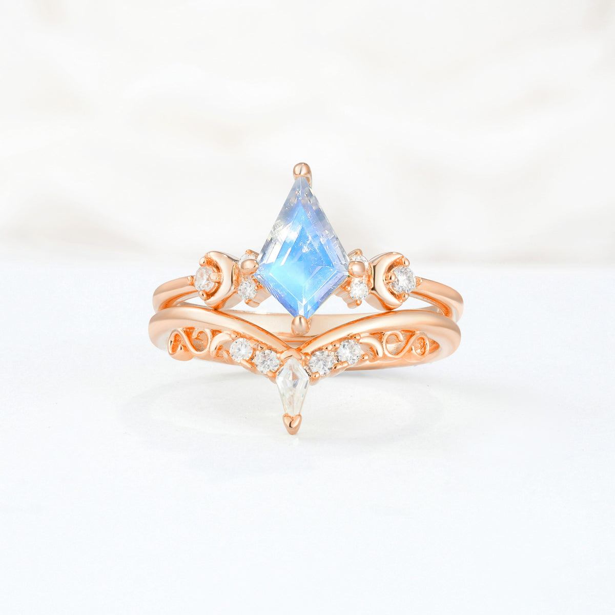 SR17118 Moonstone Ring - Additional view