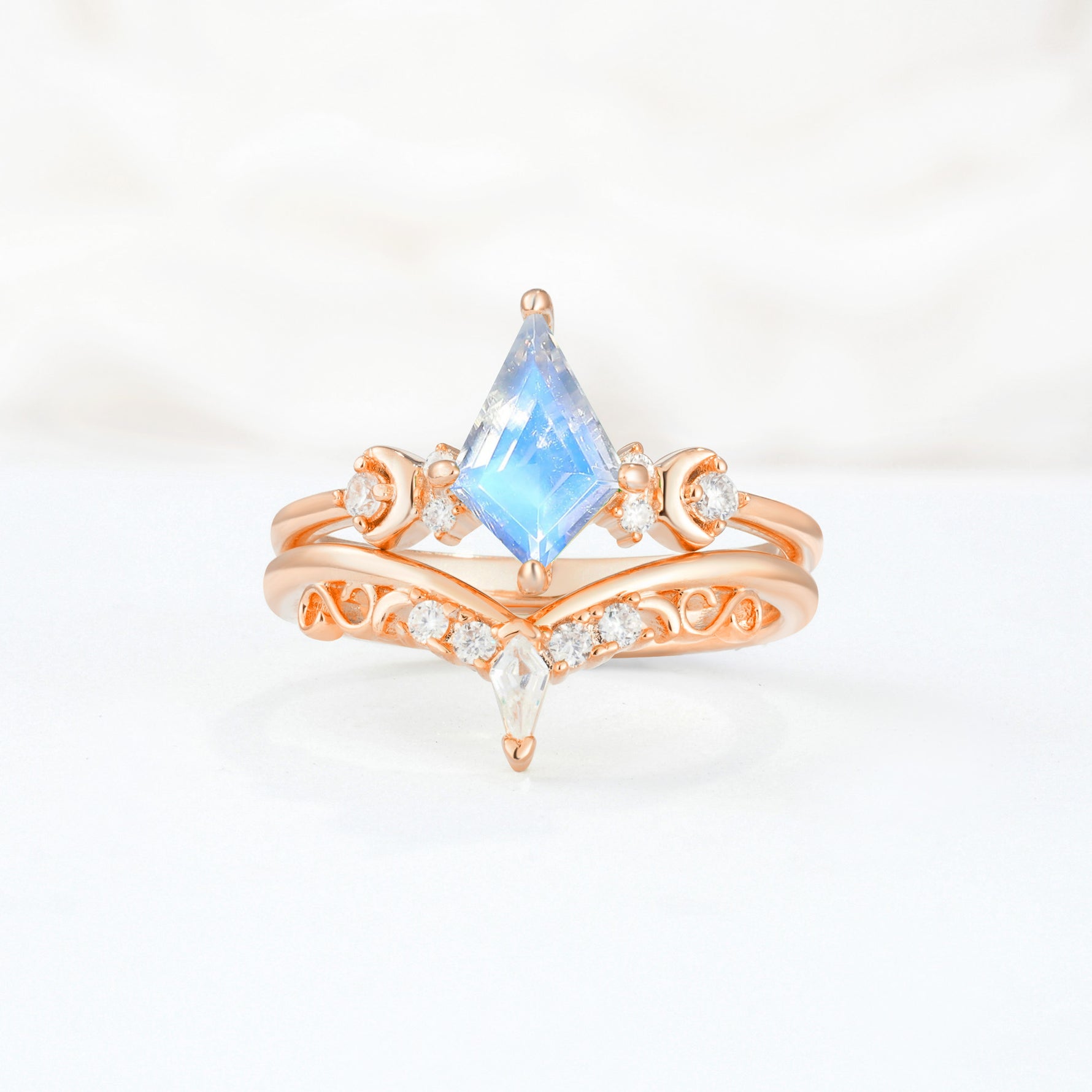 SR17118 Moonstone Ring - Additional view