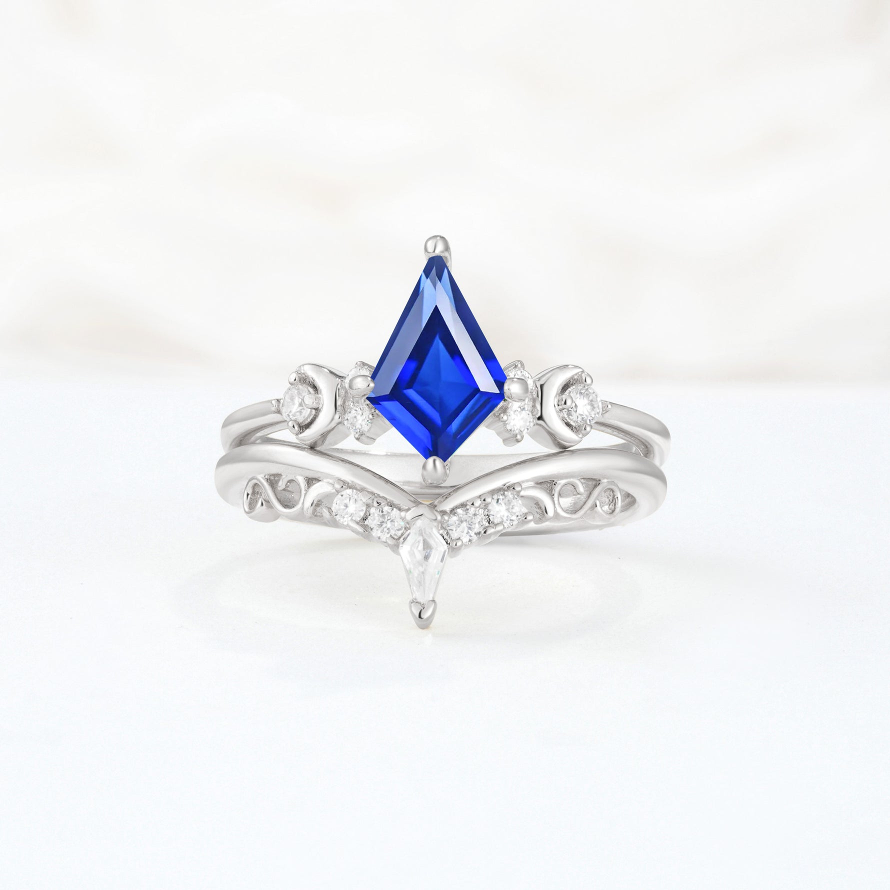 SR17118 Sapphire Ring - Additional view