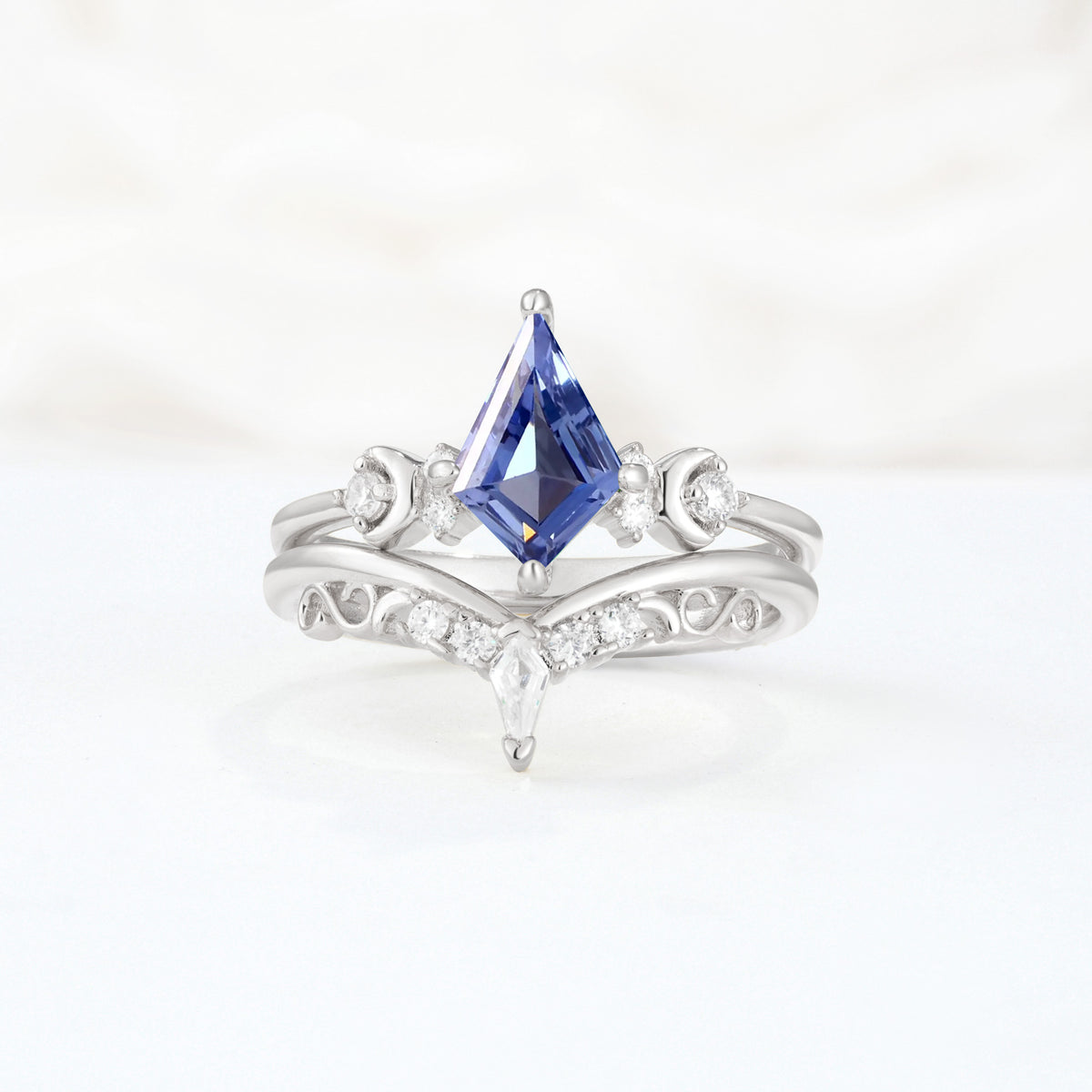 SR17118 Tanzanite Ring - Additional view