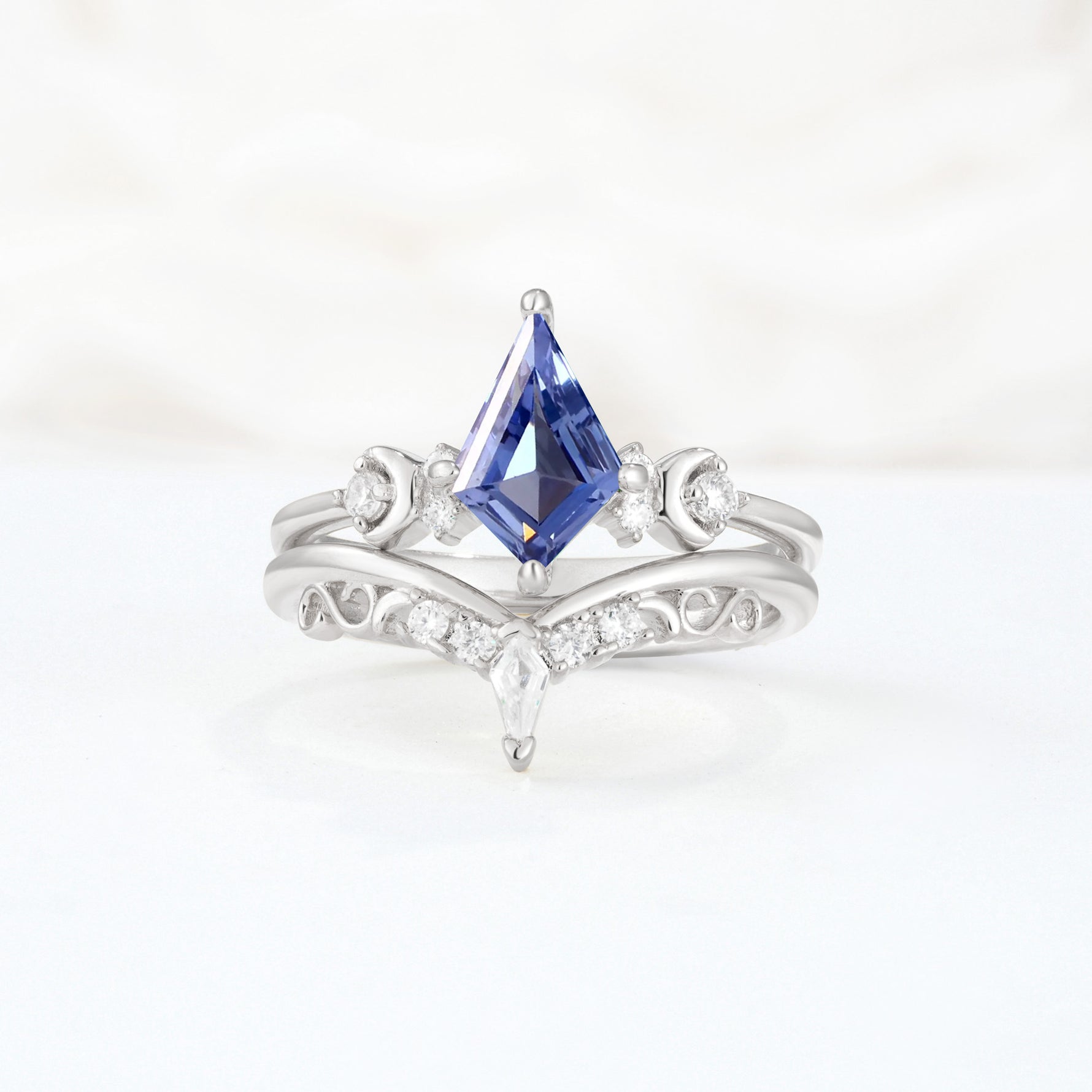 SR17118 Tanzanite Ring - Additional view