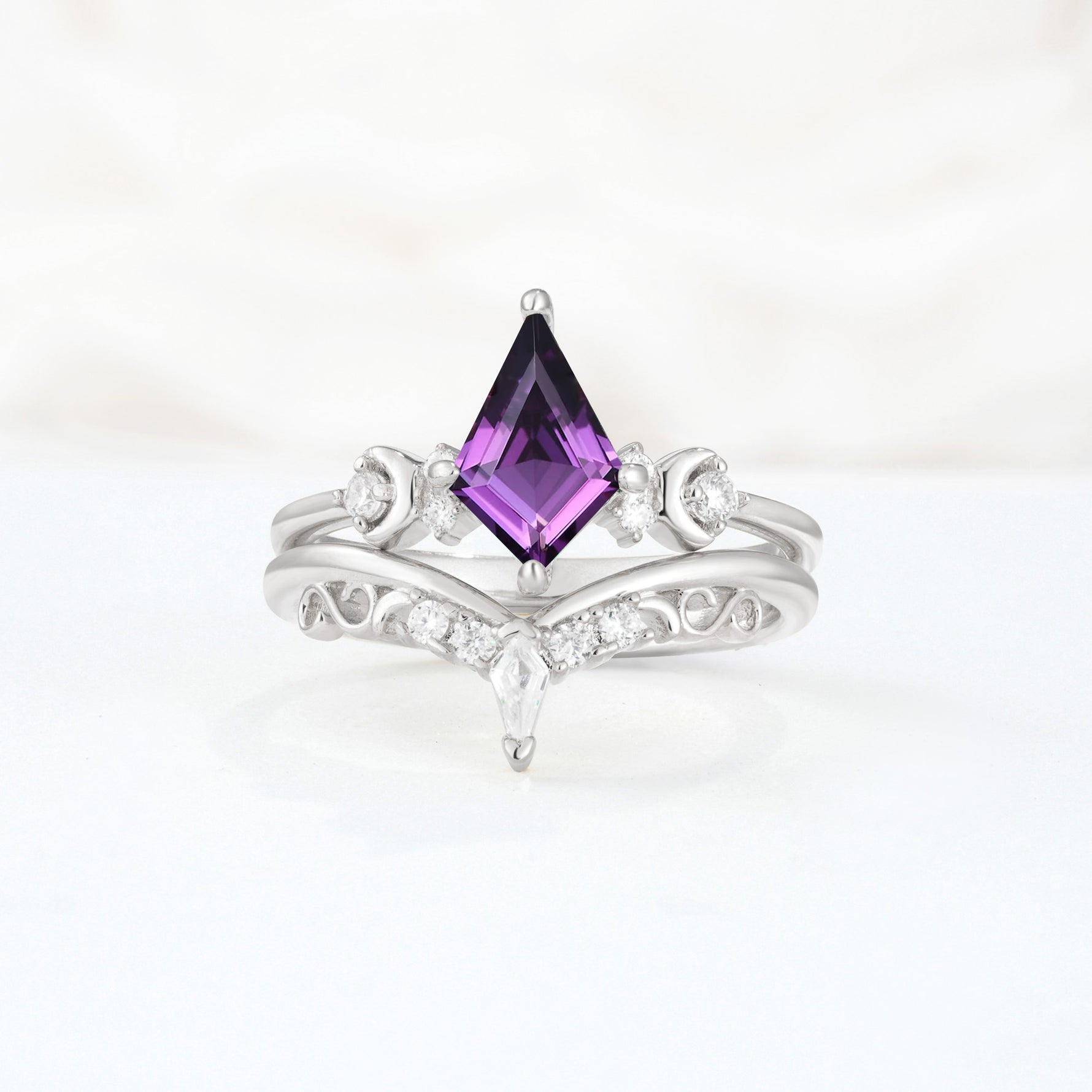 SR17118 Amethyst Ring - Additional view
