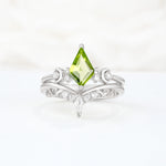 SR17118 Peridot Ring - Additional view