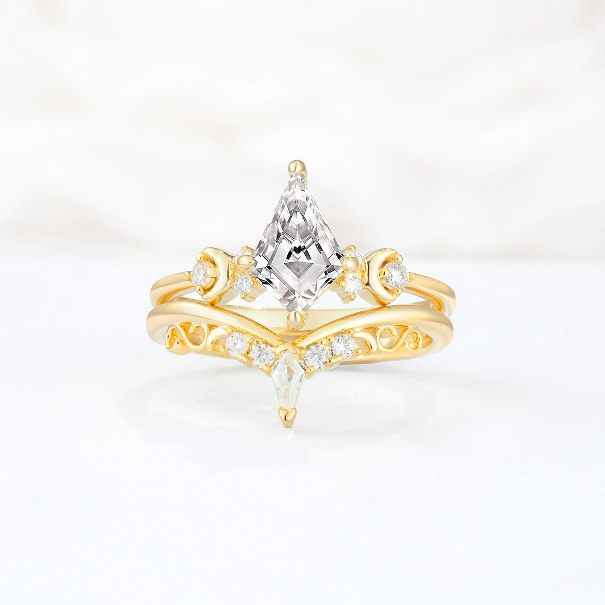 SR17118 Lab Diamond Ring - Additional view