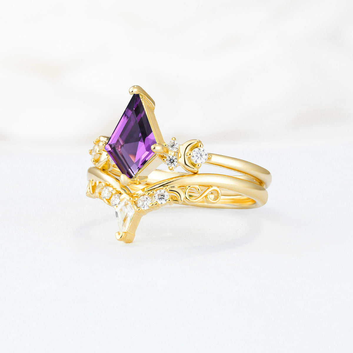 SR17118 Amethyst Ring - White-Gold