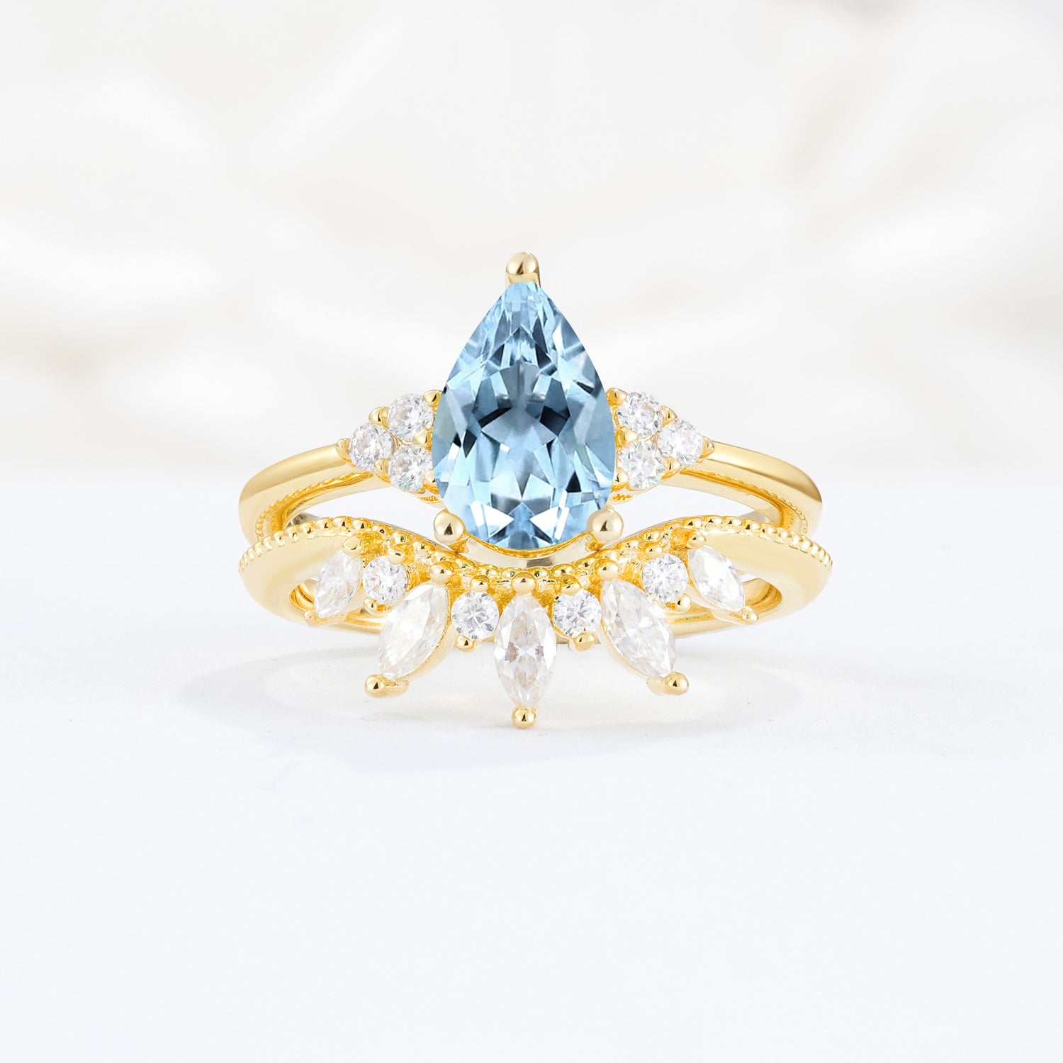 Classic Luxury Pear Cut Aquamarine Bridal Ring Set
