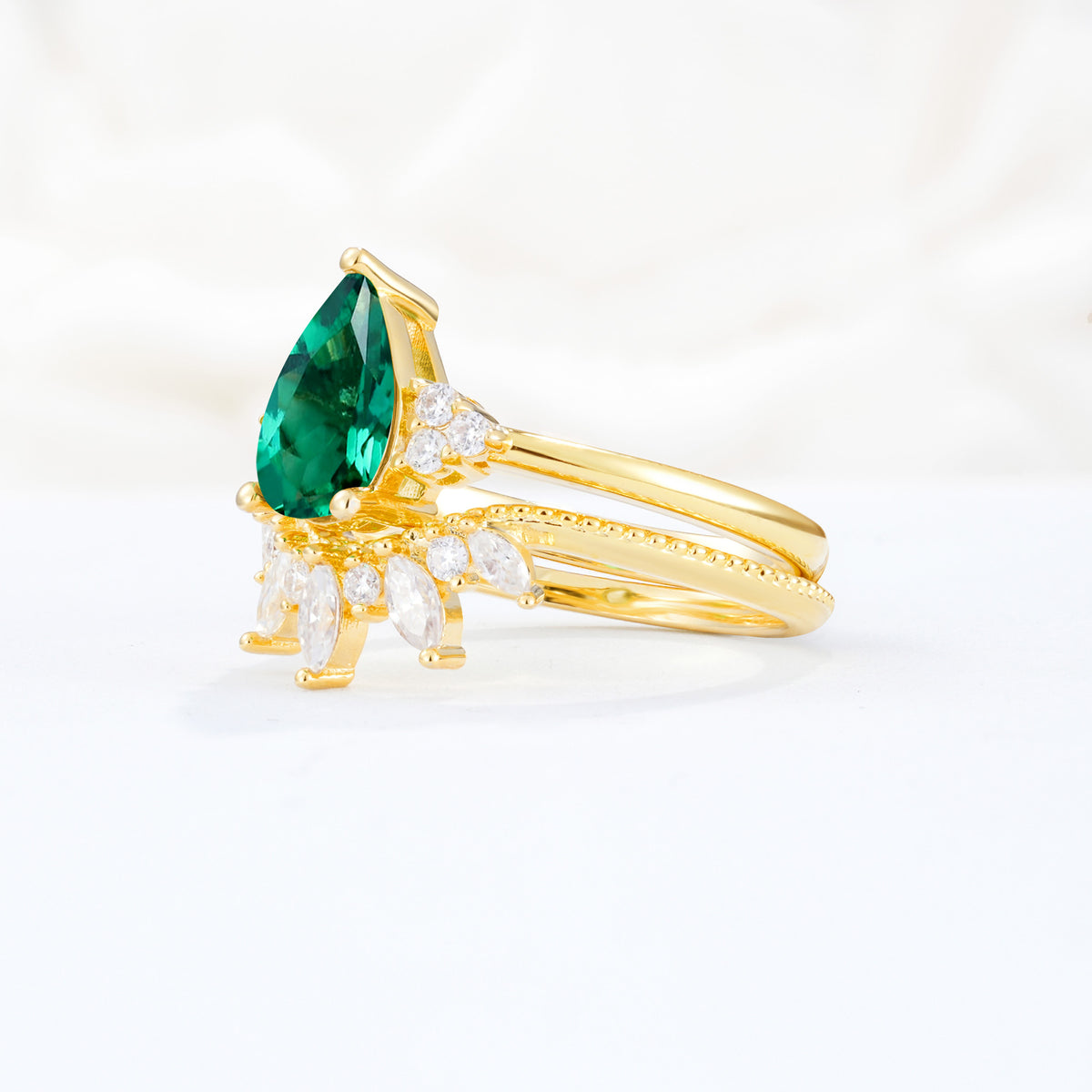 SR17119 Emerald Ring - White-Gold