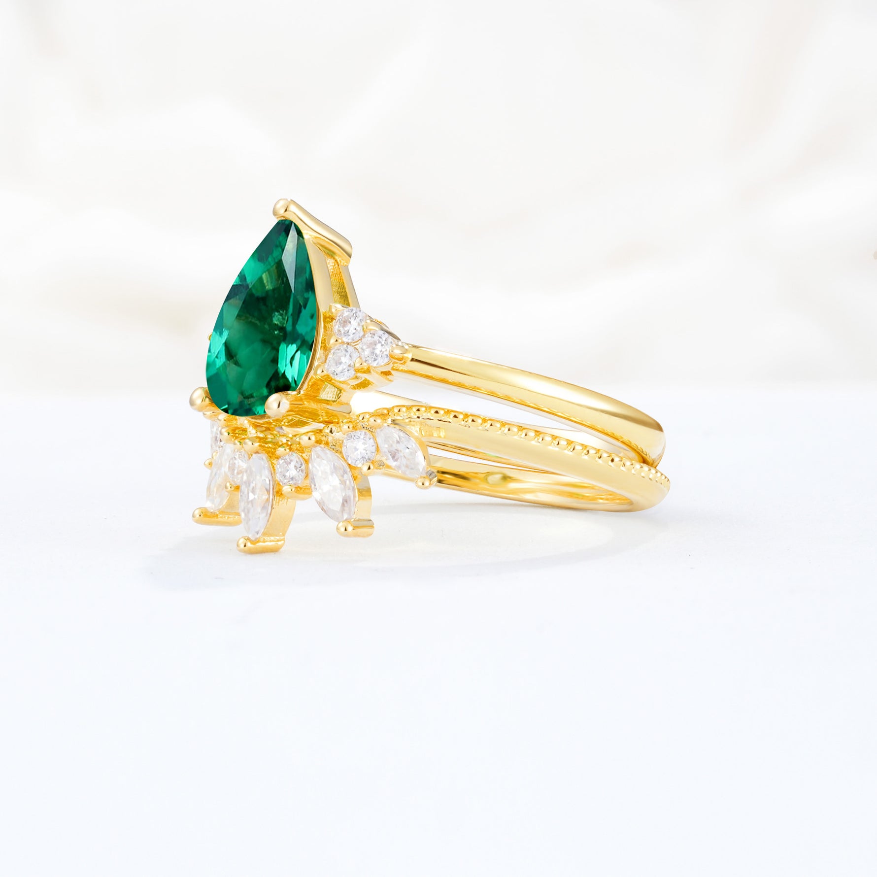 SR17119 Emerald Ring - White-Gold