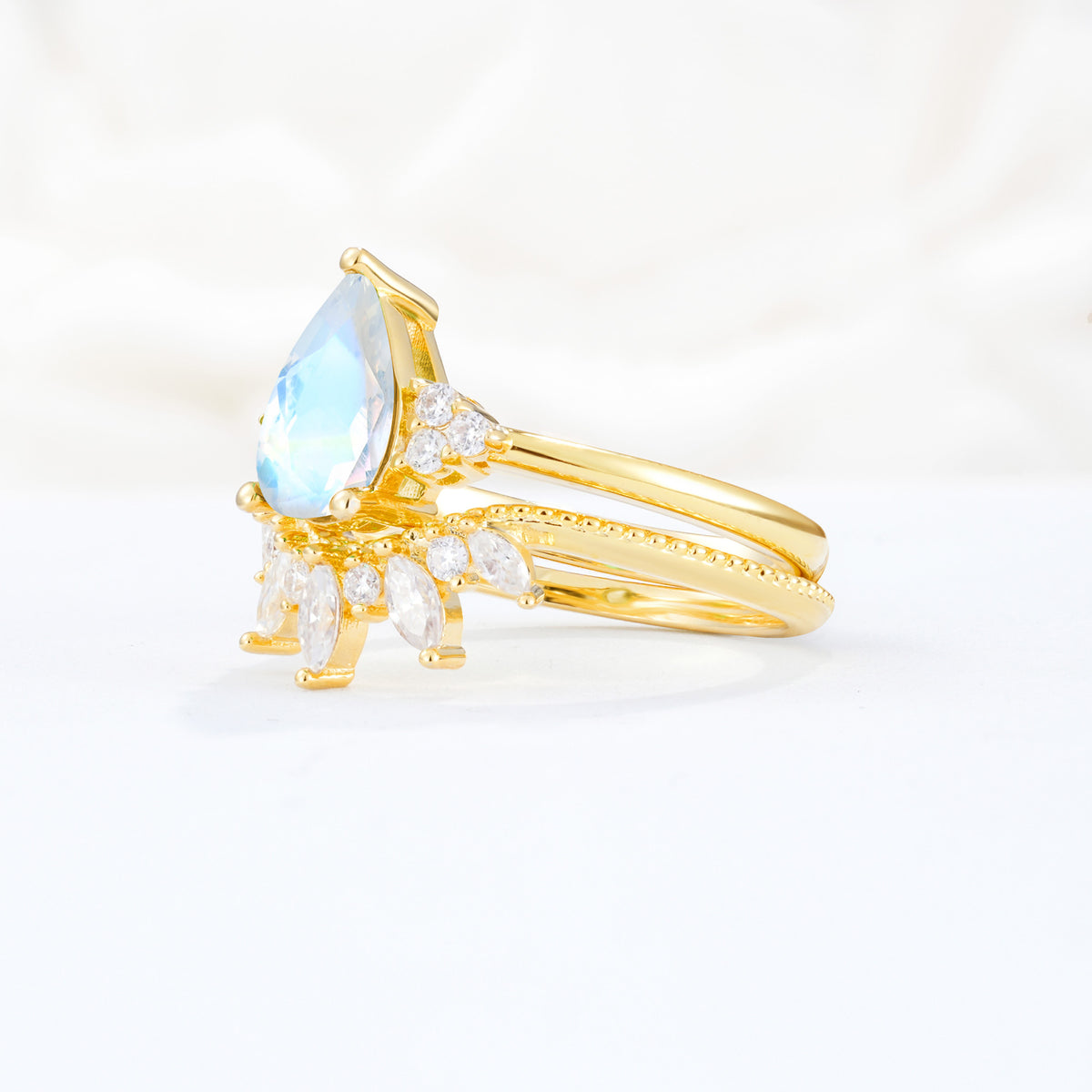 SR17119 Moonstone Ring - White-Gold