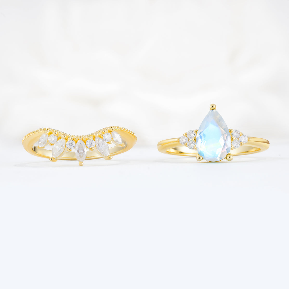 SR17119 Moonstone Ring - Additional view