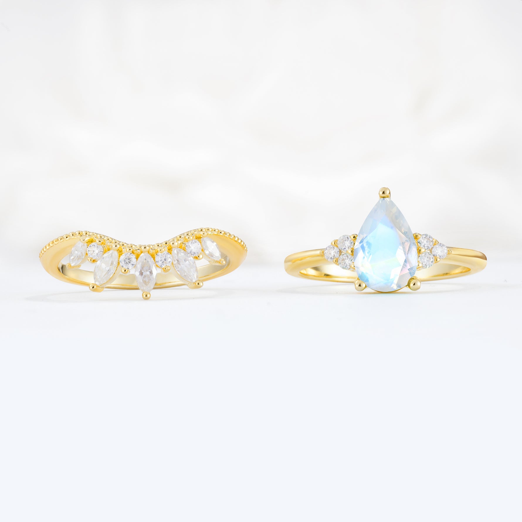 SR17119 Moonstone Ring - Additional view
