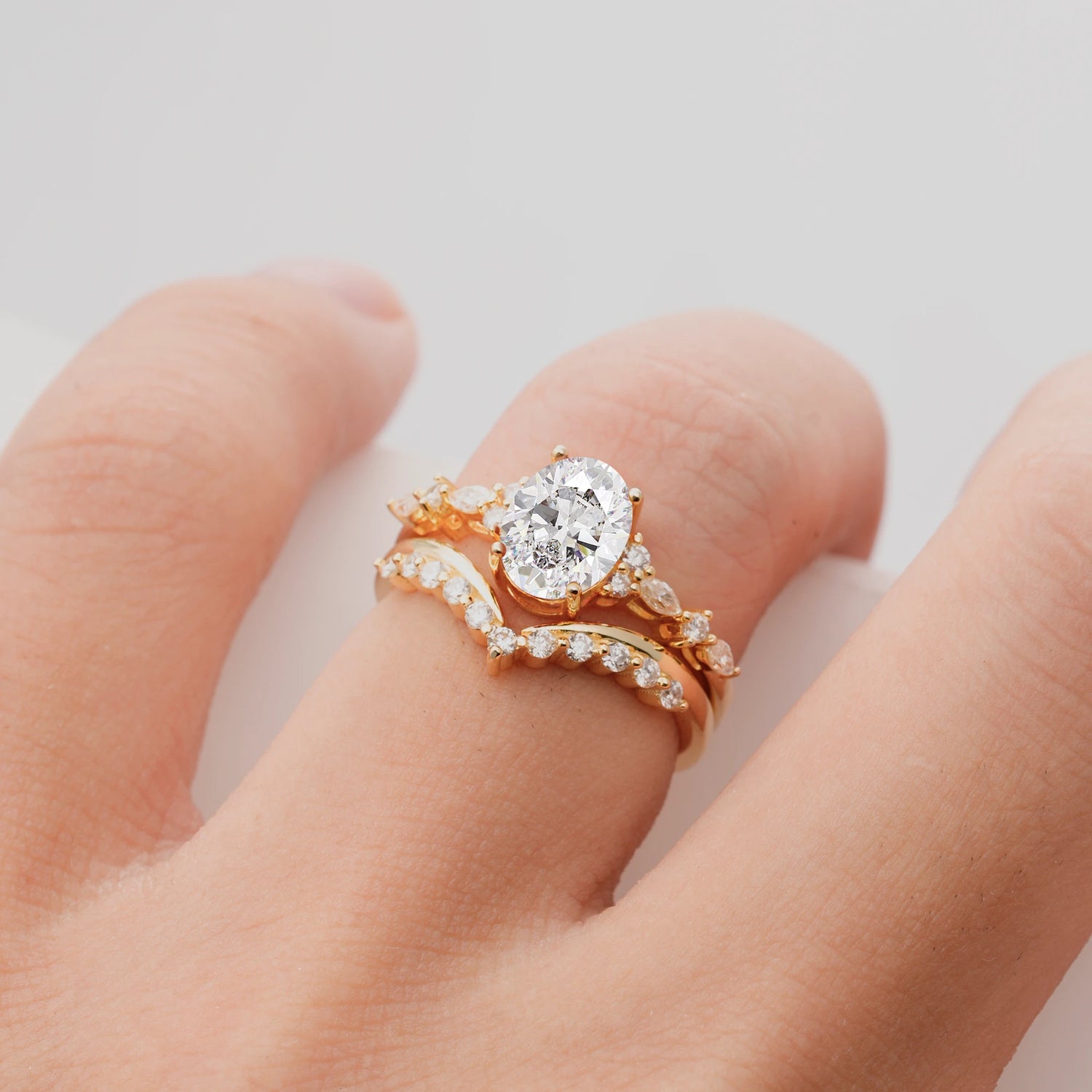 Vintage Style Oval Moissanite Engagement Ring Set for Women