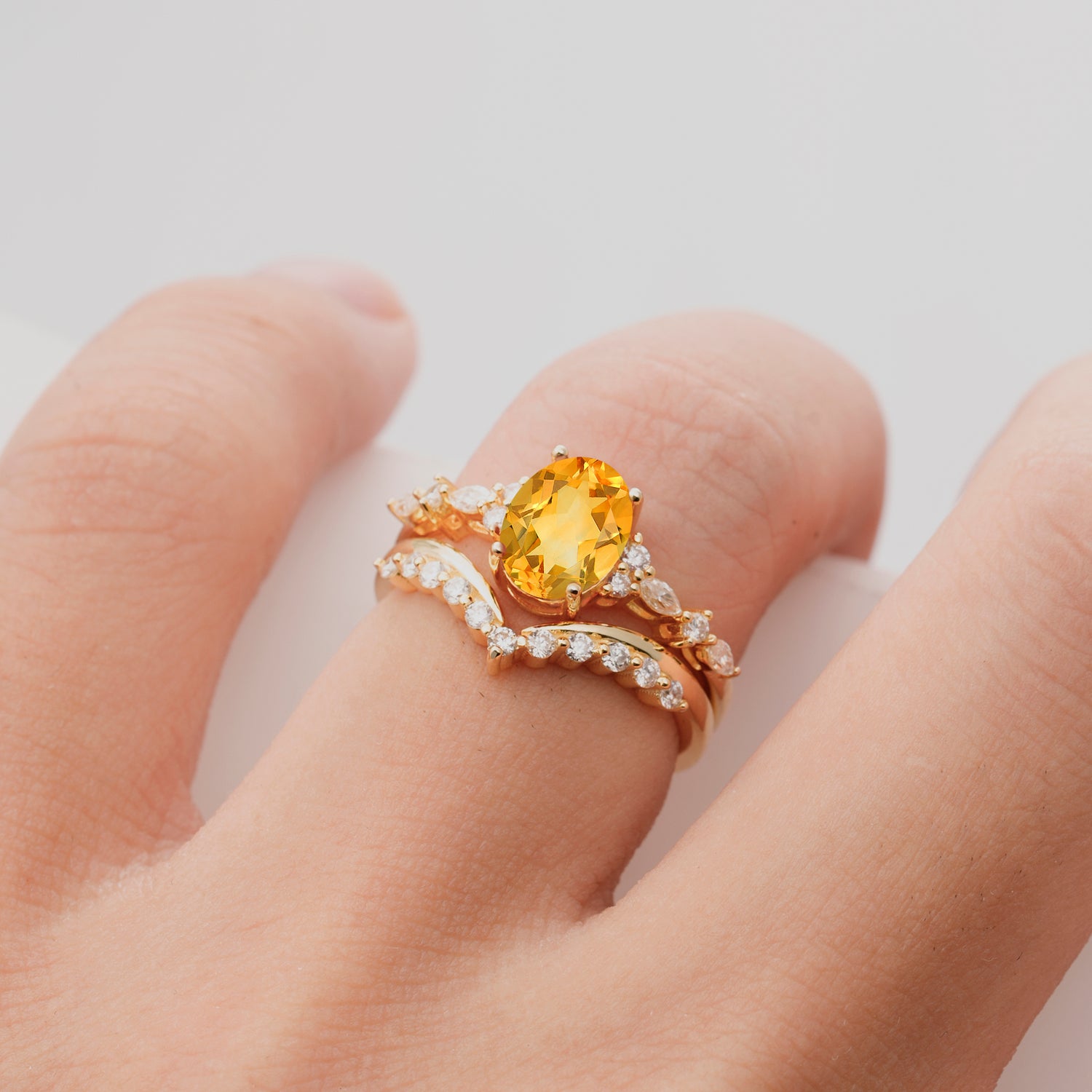 Vintage Style Oval Citrine Engagement Ring Set for Women