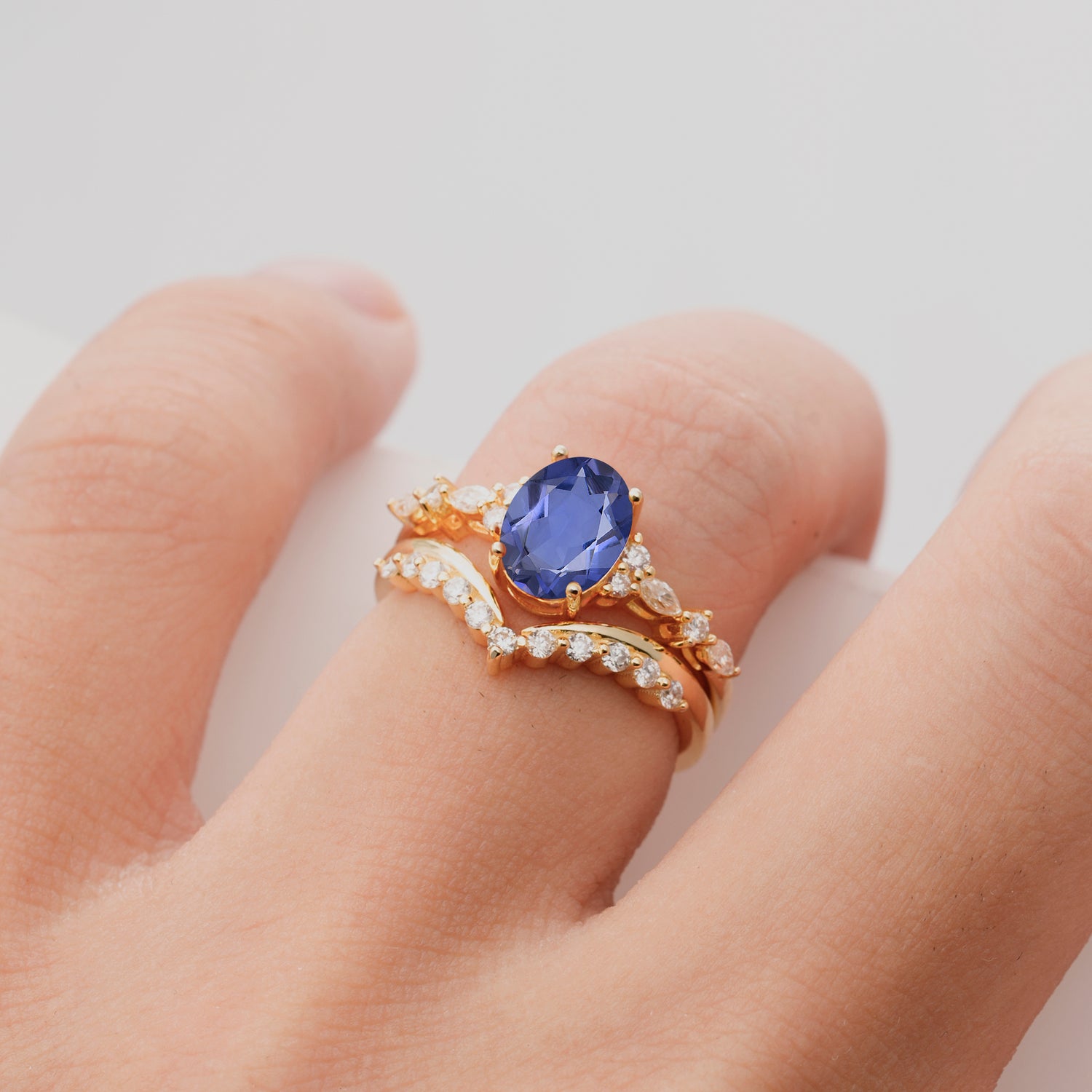 Vintage Style Oval Tanzanite Engagement Ring Set for Women