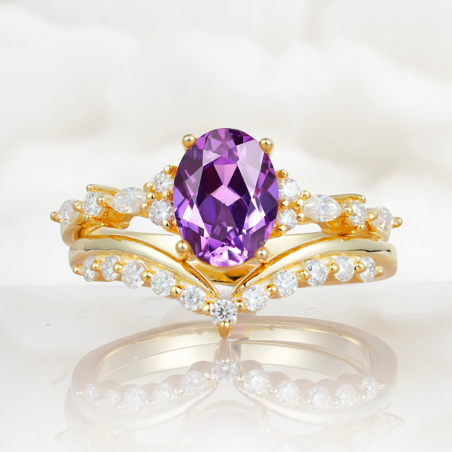 Vintage Style Oval Amethyst Engagement Ring Set for Women