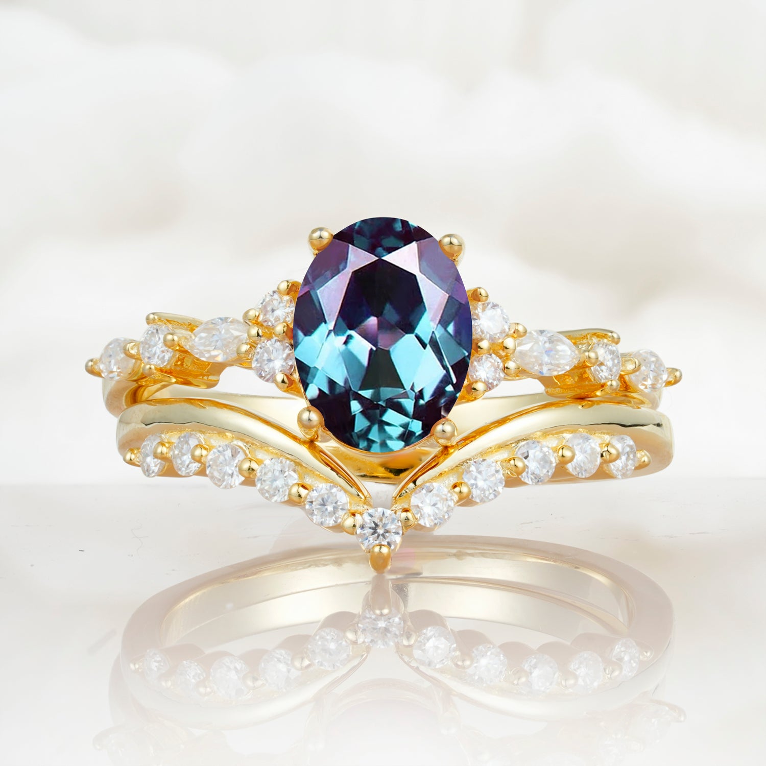 Vintage Style Oval Alexandrite Engagement Ring Set for Women