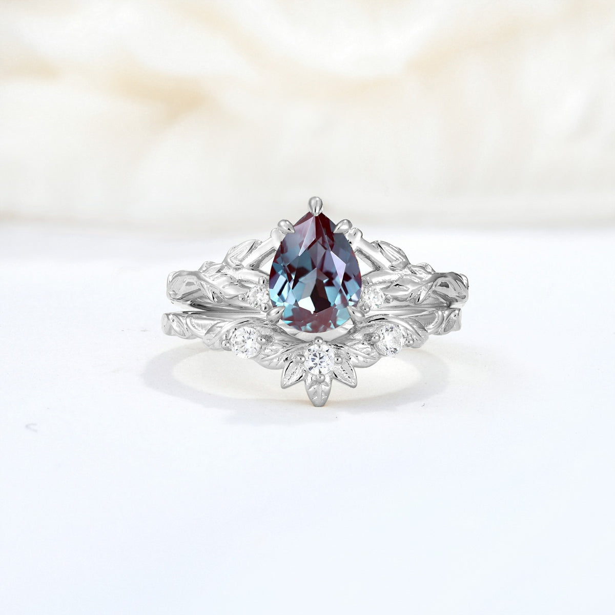 SR17127 Alexandrite Ring - Additional view