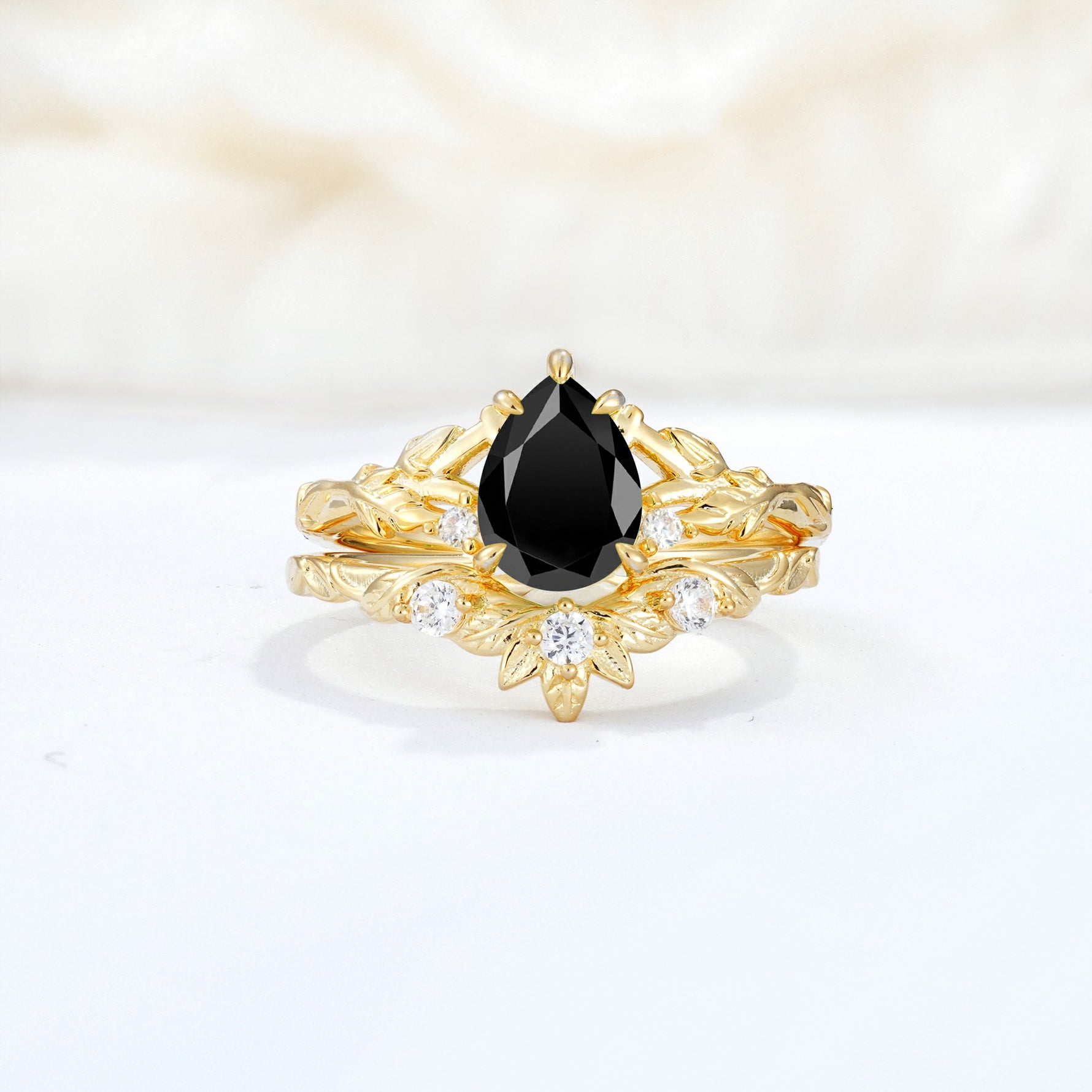 SR17127 Black Onyx Ring - Yellow-Gold