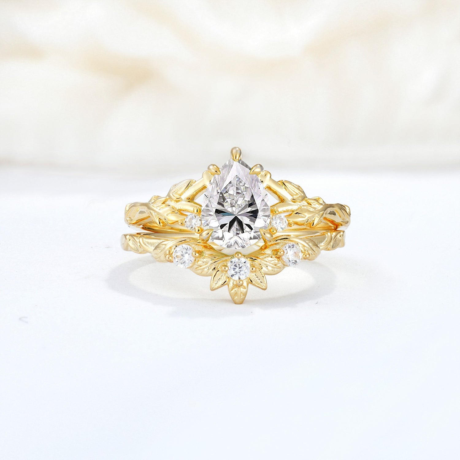 SR17127 Lab Diamond Ring - Yellow-Gold
