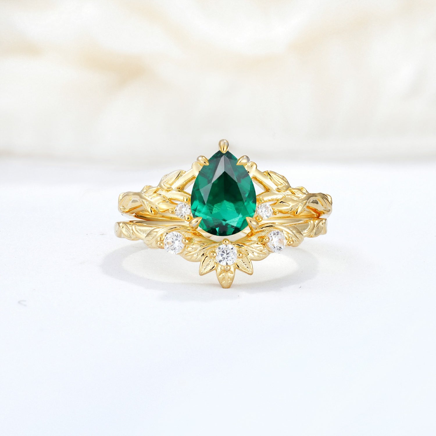 SR17127 Emerald Ring - Yellow-Gold
