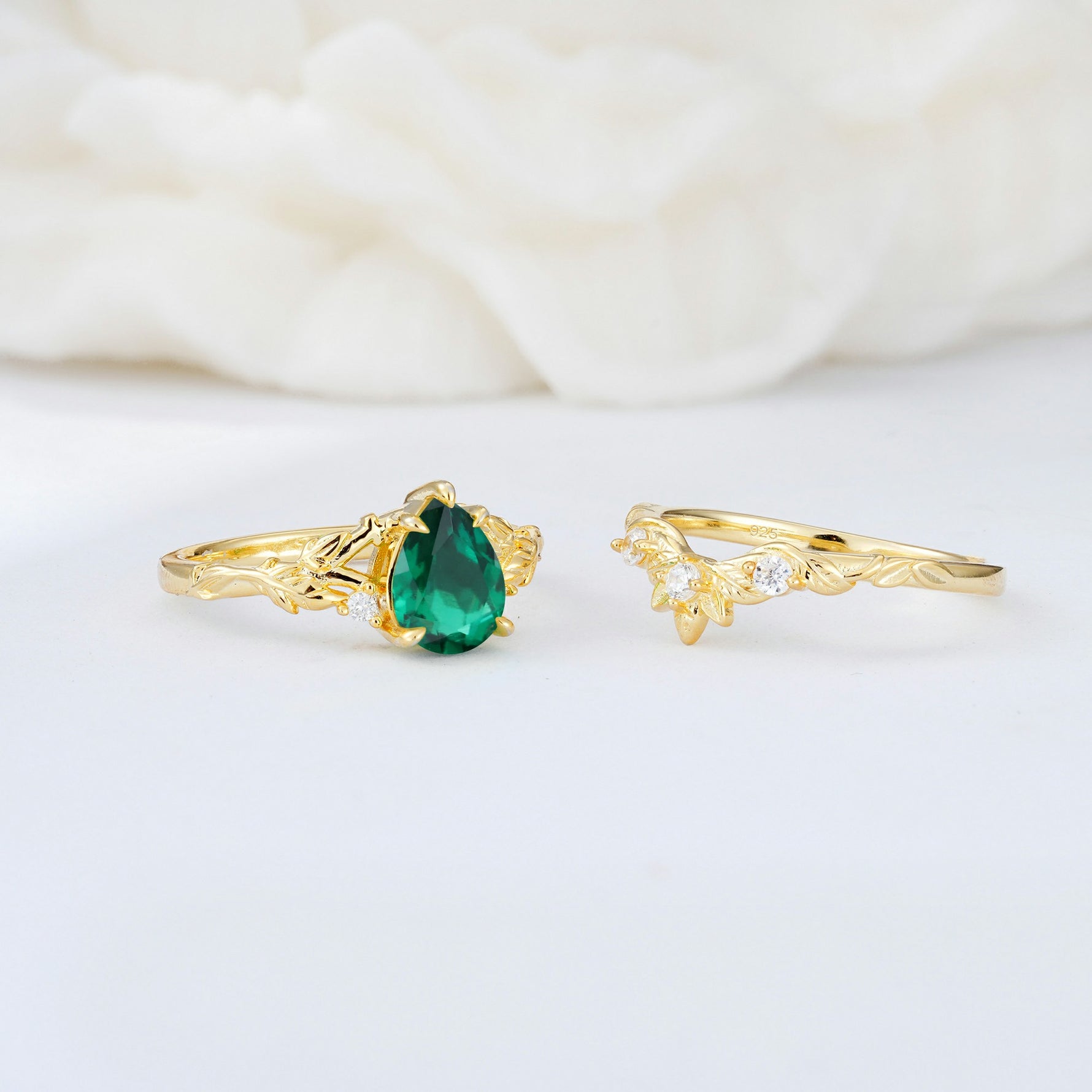 SR17127 Emerald Ring - White-Gold