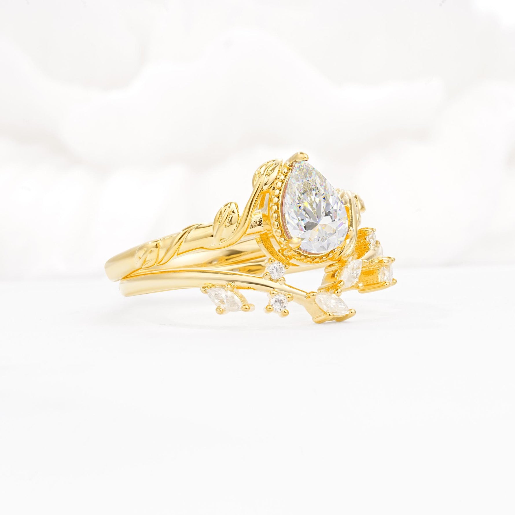 Nature-Inspired Bezel Pear Cut Moissanite Engagement Ring Set - Rose-Gold
