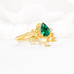 Nature-Inspired Bezel Pear Cut Emerald Engagement Ring Set - Rose-Gold