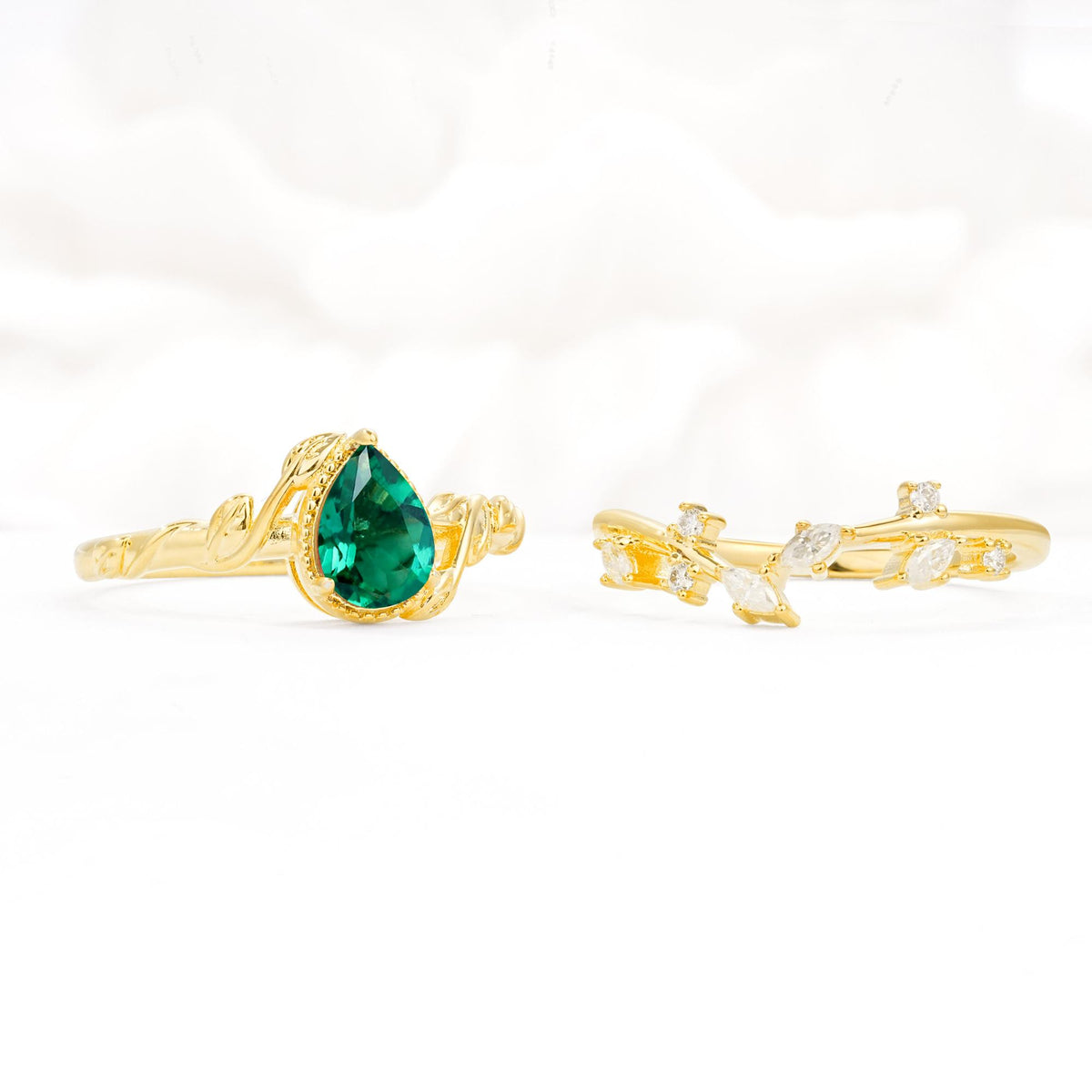 Nature-Inspired Bezel Pear Cut Emerald Engagement Ring Set - Additional view
