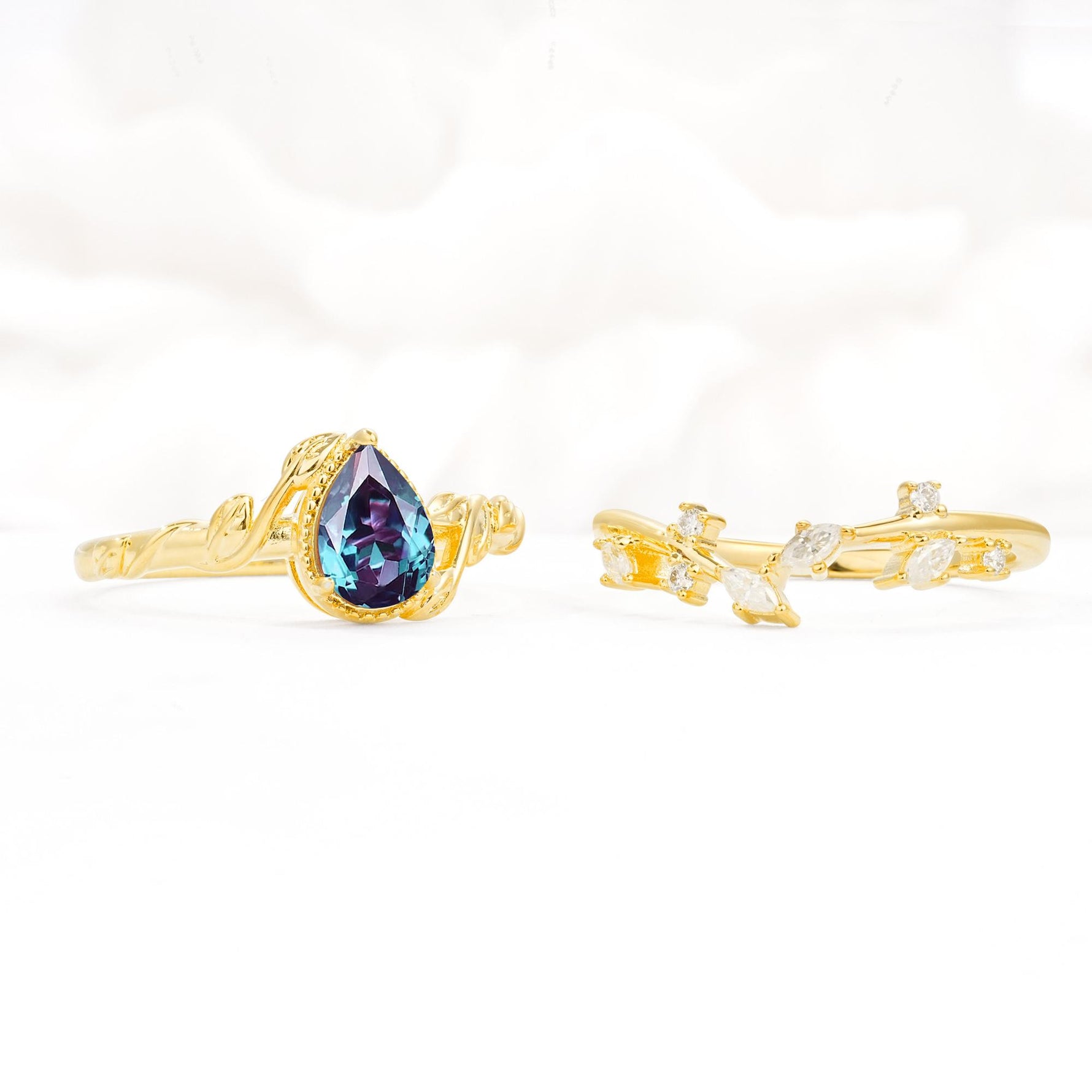 Nature-Inspired Bezel Pear Cut Alexandrite Engagement Ring Set - Additional view