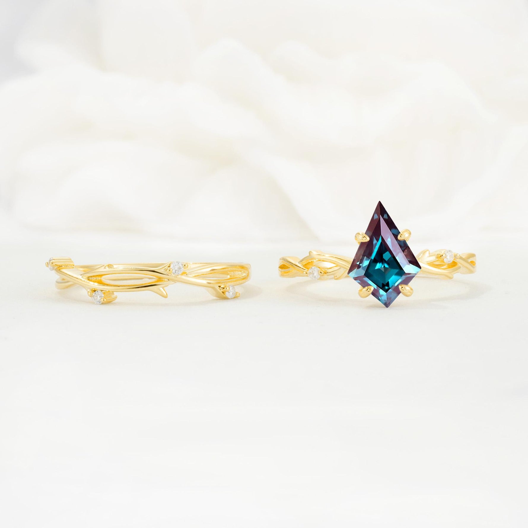Nature-Inspired Kite Cut Alexandrite Engagement Ring Set with Vine Accents - Additional view