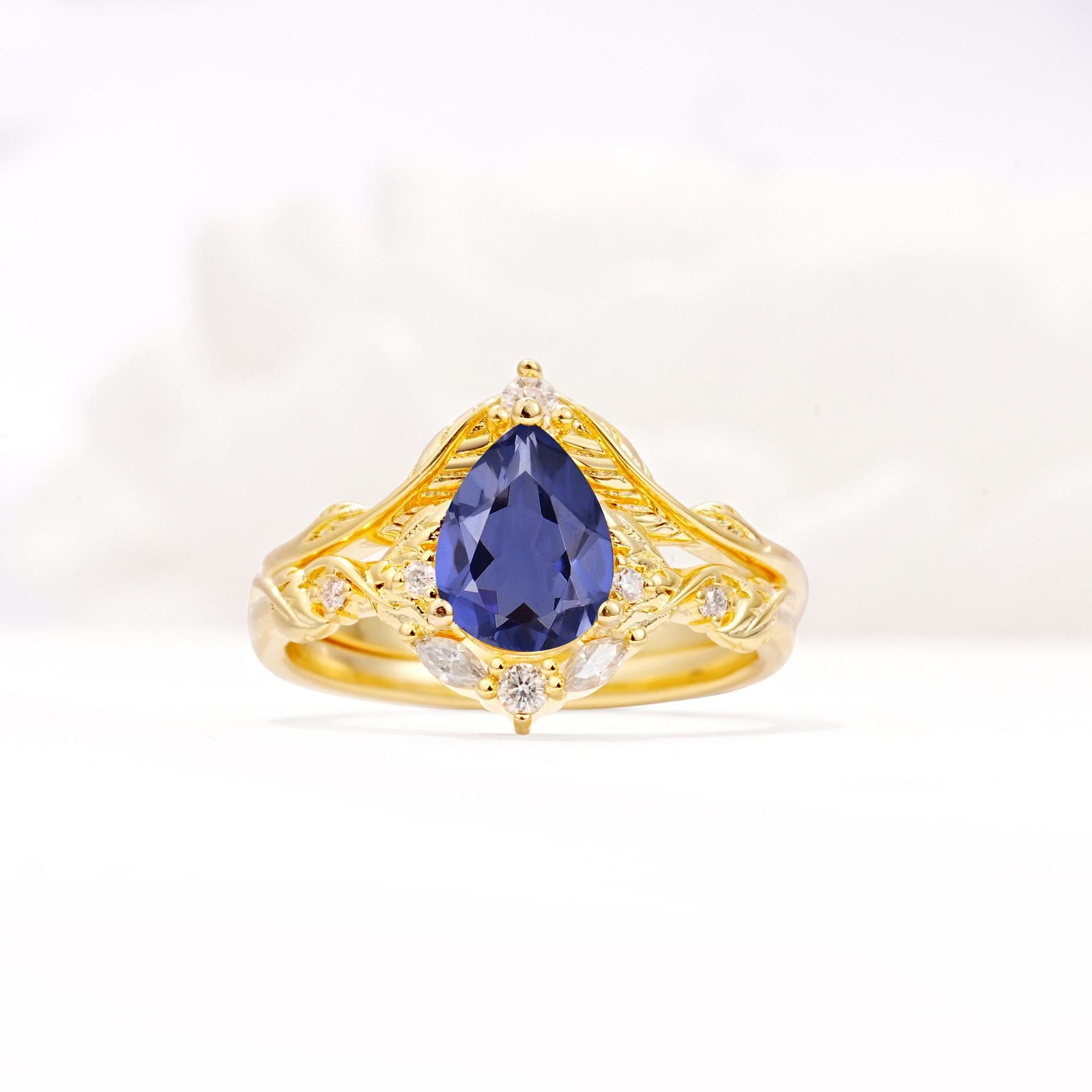 Vintage Filigree Pear Cut Tanzanite Engagement Ring Set - Yellow-Gold