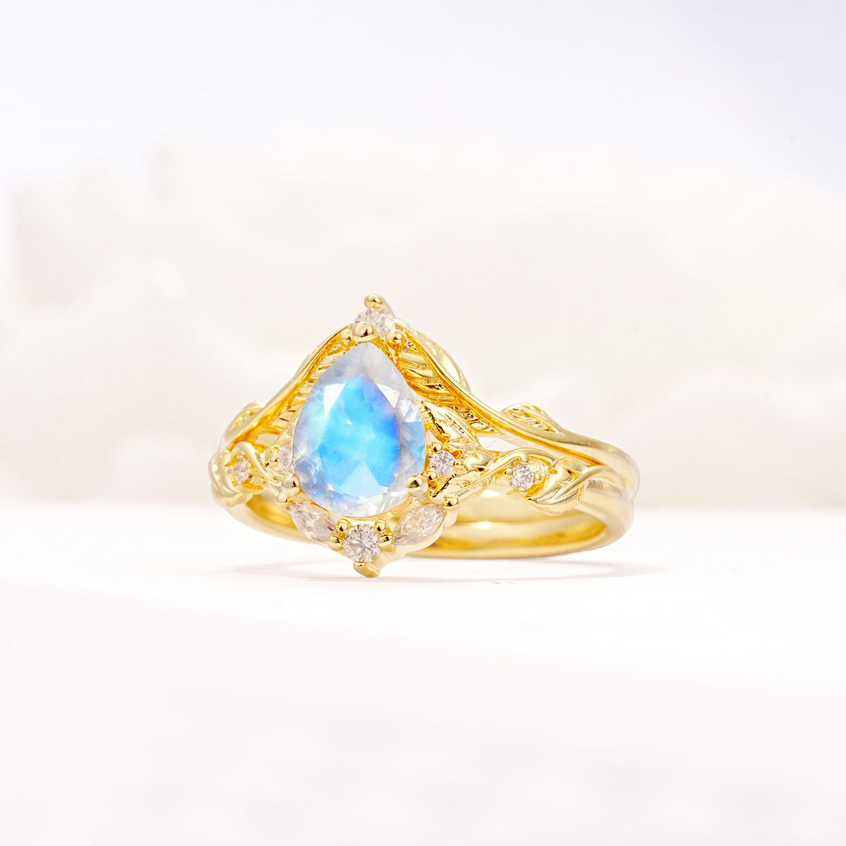 Vintage Filigree Pear Cut Moonstone Engagement Ring Set - Rose-Gold