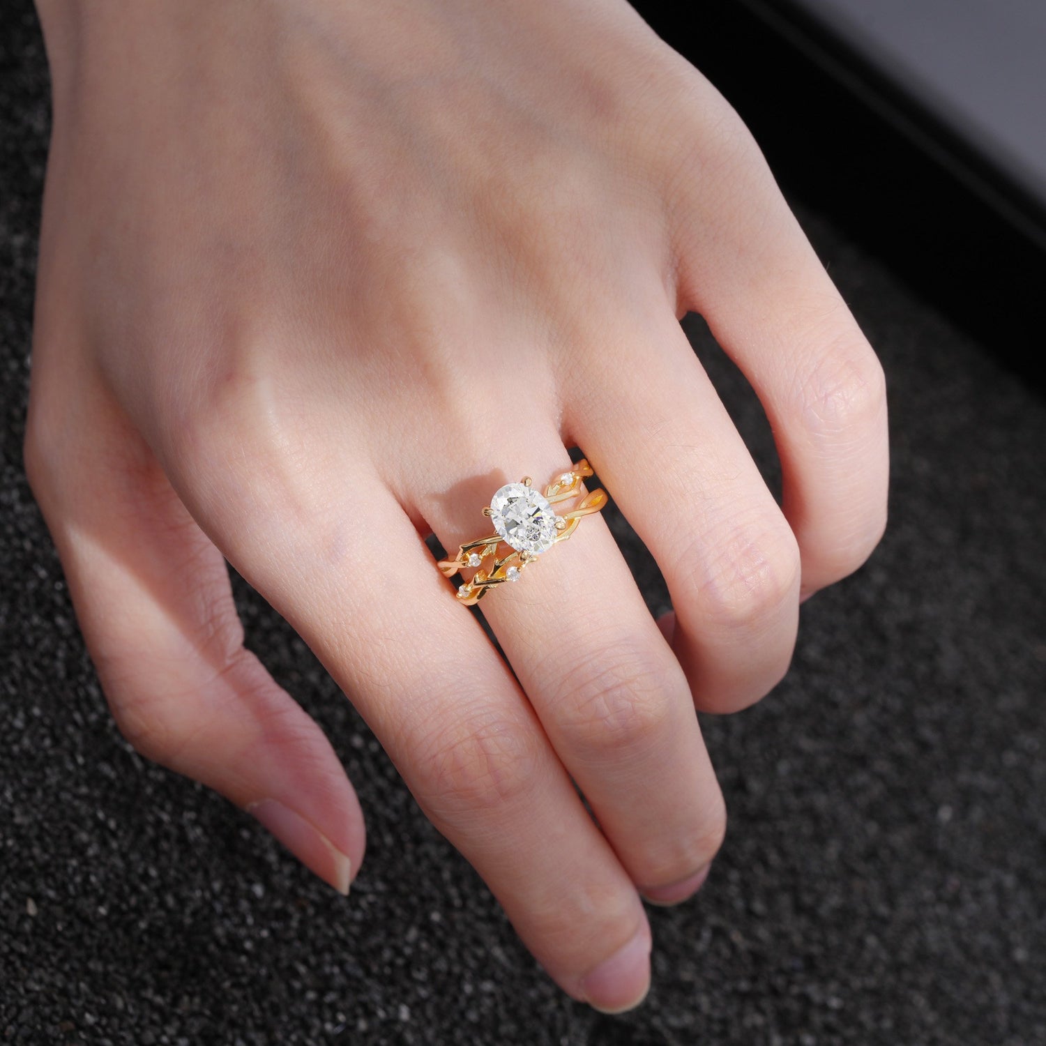 Nature-Inspired Oval Cut Moissanite Engagement Ring Set with Twig Accents