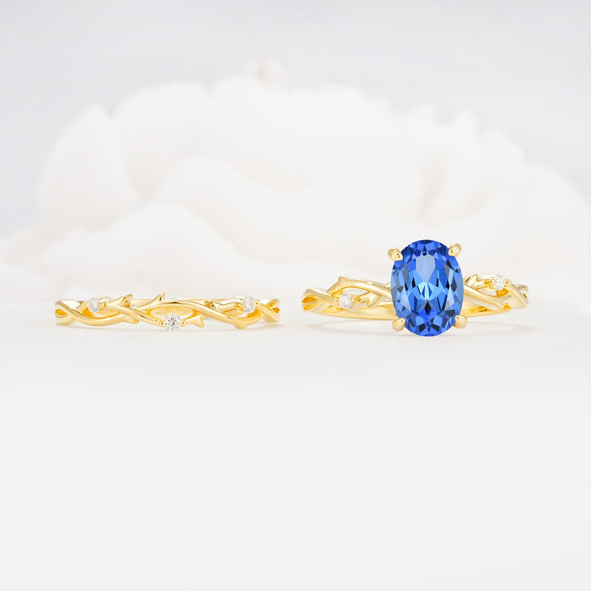Nature-Inspired Oval Cut Sapphire Engagement Ring Set with Twig Accents - Additional view