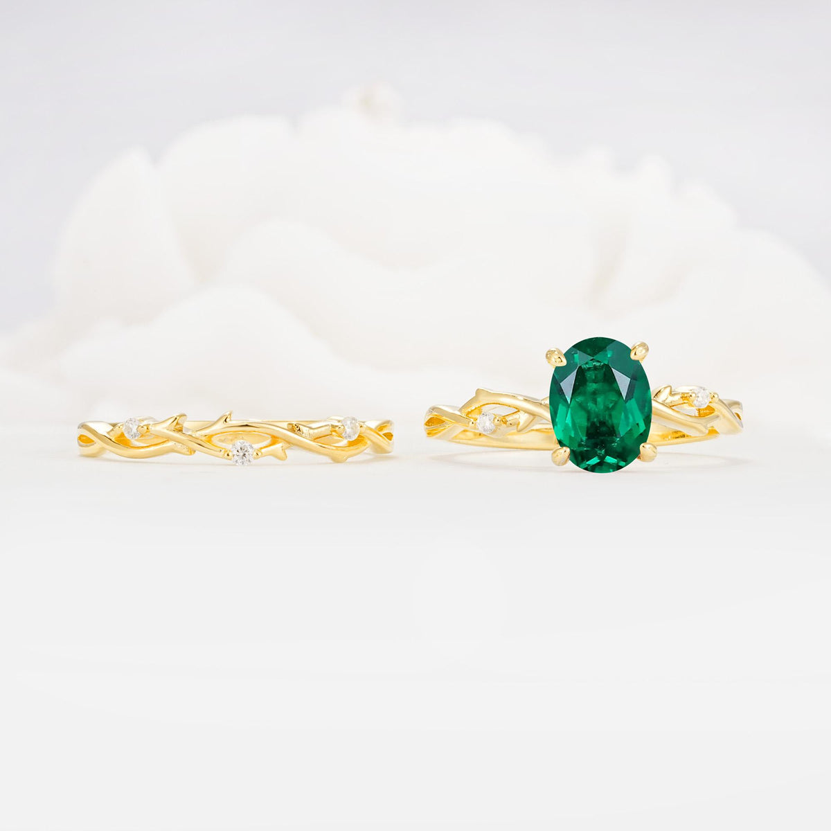 Nature-Inspired Oval Cut Emerald Engagement Ring Set with Twig Accents - Additional view