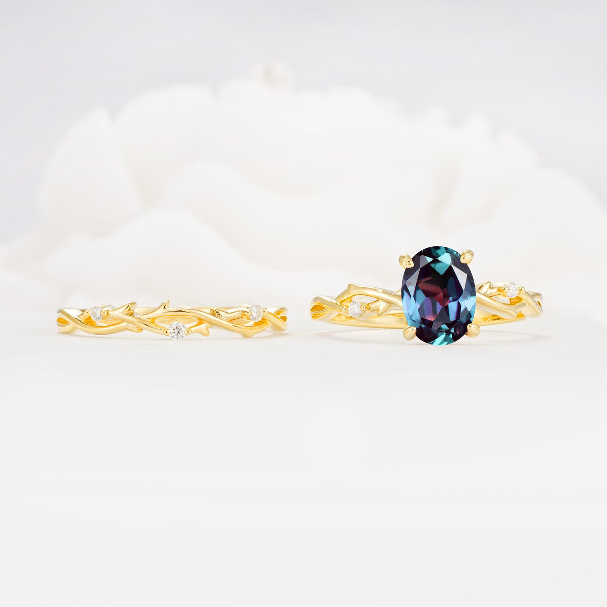Nature-Inspired Oval Cut Alexandrite Engagement Ring Set with Twig Accents - Additional view