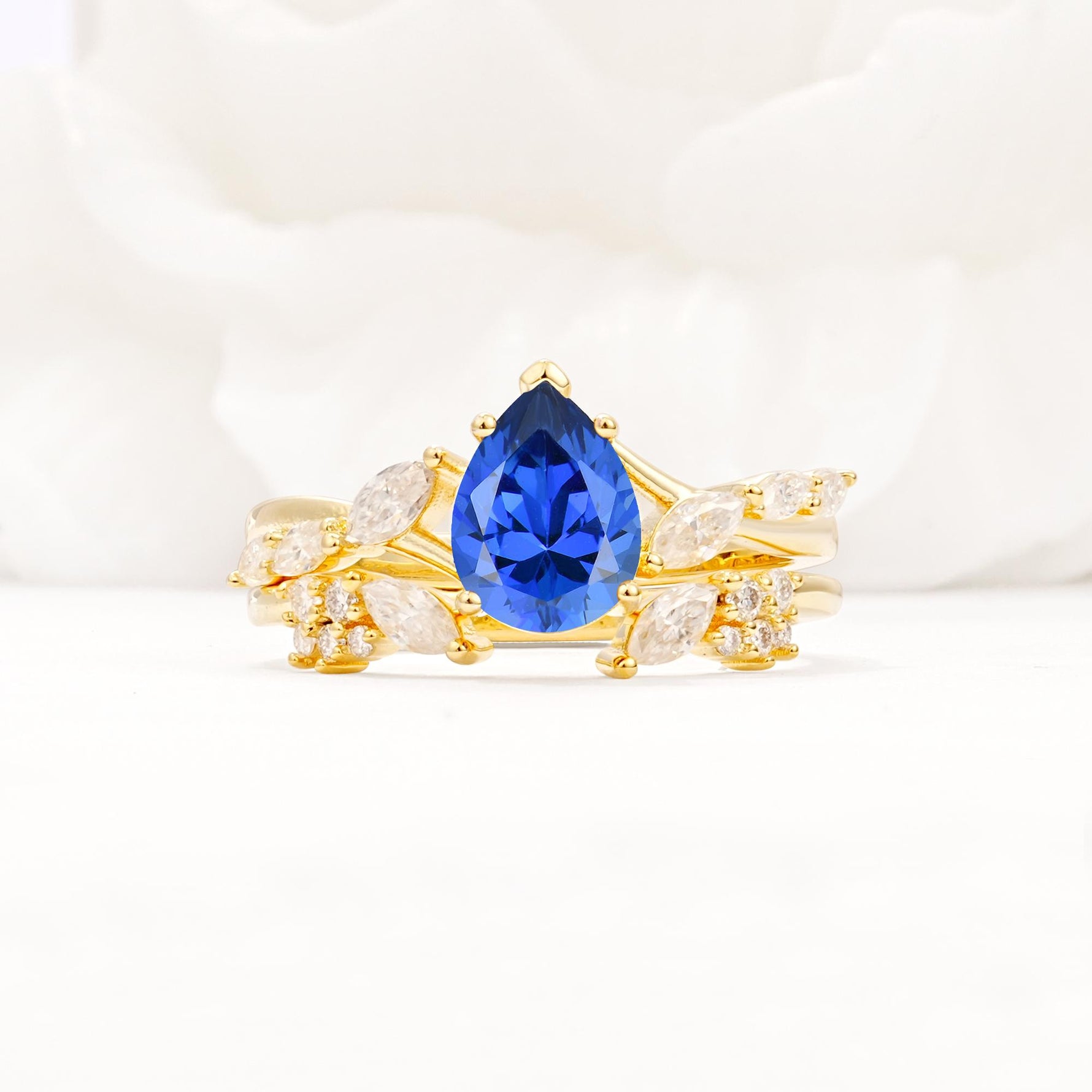 Nature-Inspired Pear Cut Sapphire Engagement Ring Set with Marquise Leaf - Yellow-Gold