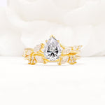 Nature-Inspired Pear Cut Lab Diamond Engagement Ring Set with Marquise Leaf - Yellow-Gold