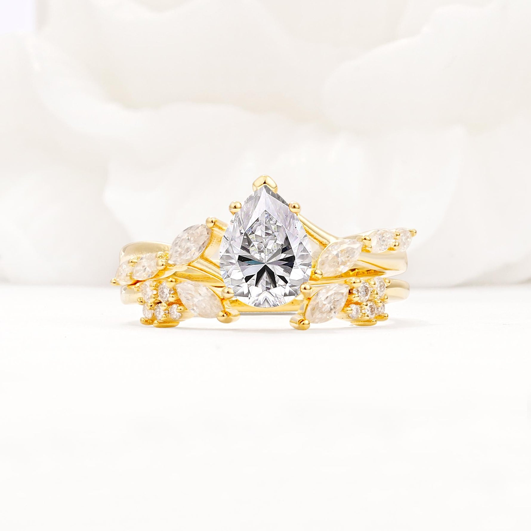 Nature-Inspired Pear Cut Lab Diamond Engagement Ring Set with Marquise Leaf - Yellow-Gold