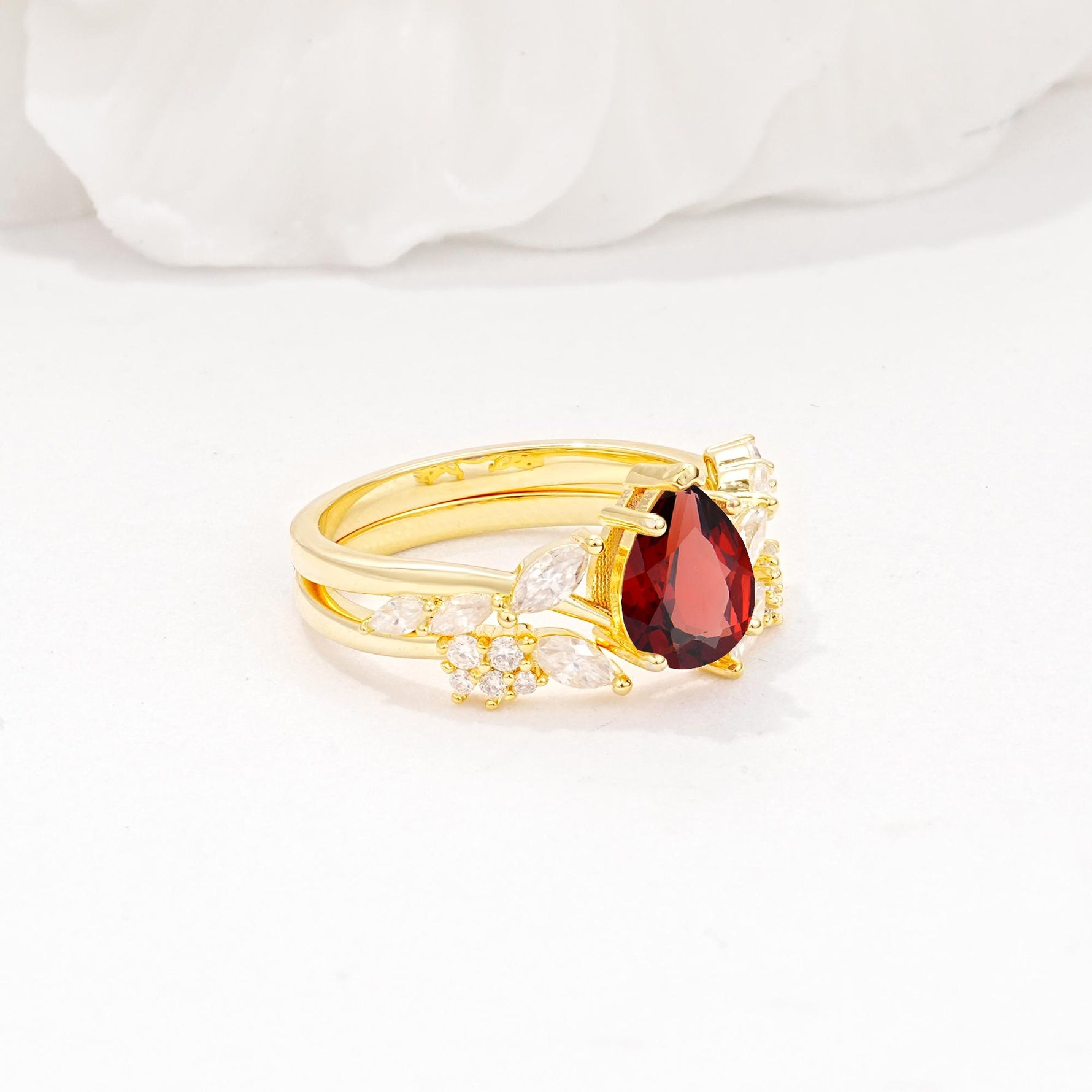 Nature-Inspired Pear Cut Garnet Engagement Ring Set with Marquise Leaf - Rose-Gold
