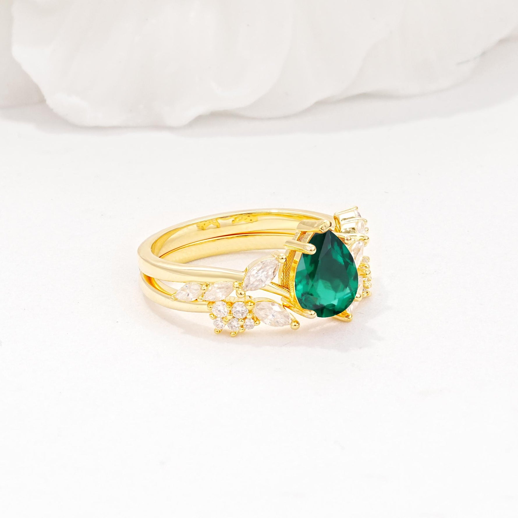 Nature-Inspired Pear Cut Emerald Engagement Ring Set with Marquise Leaf - Rose-Gold
