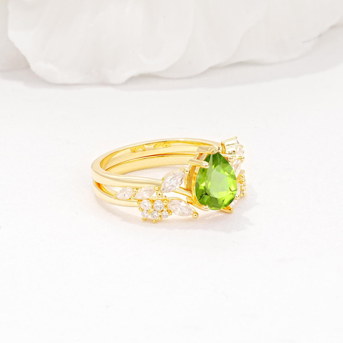 Nature-Inspired Pear Cut Peridot Engagement Ring Set with Marquise Leaf - Rose-Gold