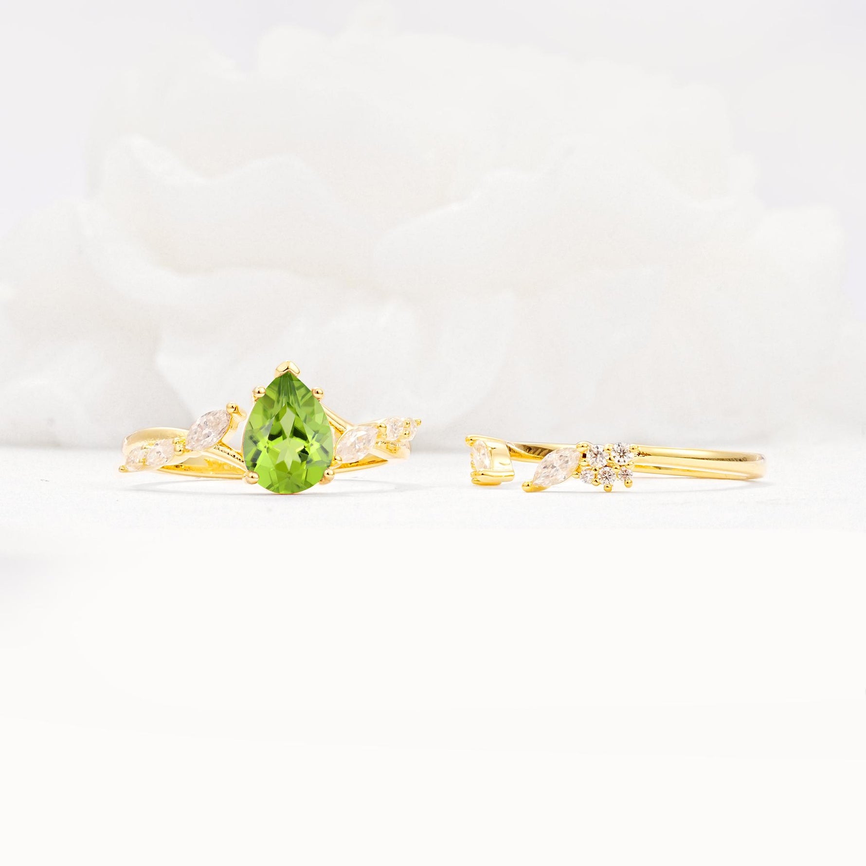 Nature-Inspired Pear Cut Peridot Engagement Ring Set with Marquise Leaf - Additional view