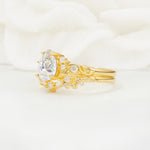 Vintage Pear Cut Moissanite Bridal Ring Set - Rose-Gold