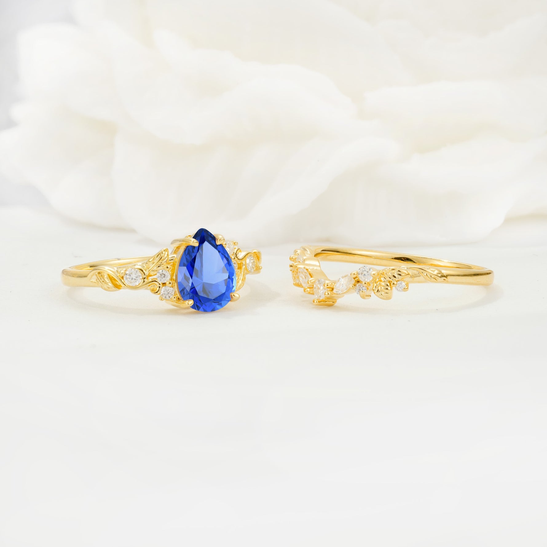 Vintage Pear Cut Sapphire Bridal Ring Set - White-Gold
